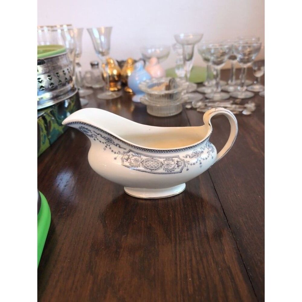 Johnson Bros The Pontacina Gravy Boat